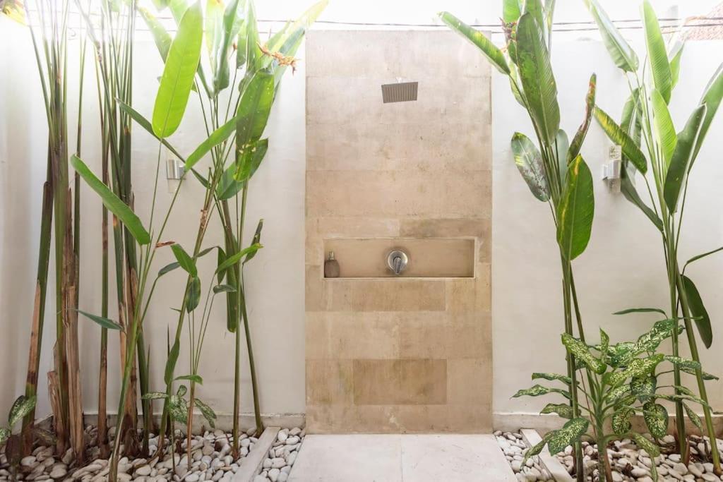 Villa West Indies Ubud, Close To Ubud Center Εξωτερικό φωτογραφία